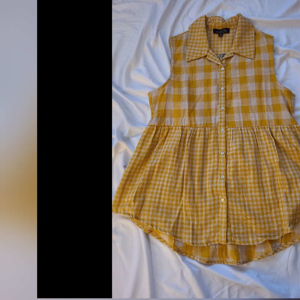 Button front sleeveless top